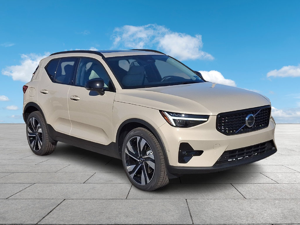 2026 Volvo XC40 Ultra