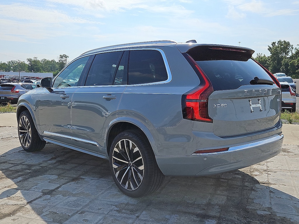 New 2026 Volvo XC90 B6 Ultra 7-Seater SUV