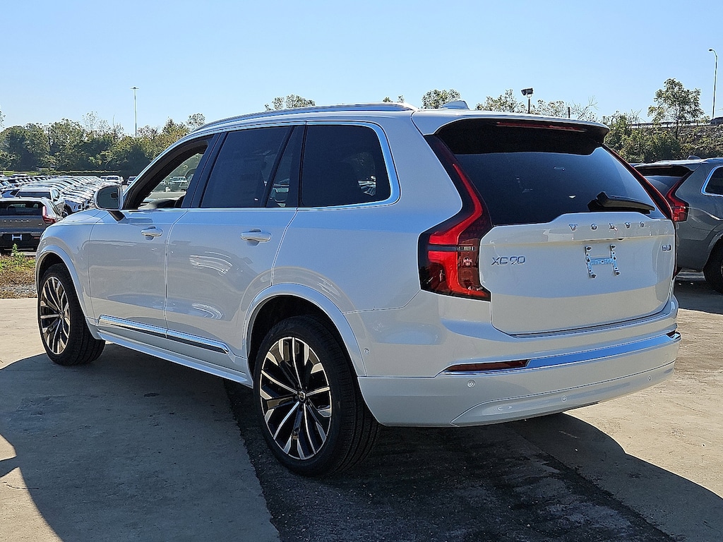 New 2026 Volvo XC90 B6 Plus 7-Seater SUV
