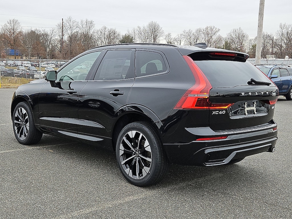 New 2026 Volvo XC60 B5 Plus SUV
