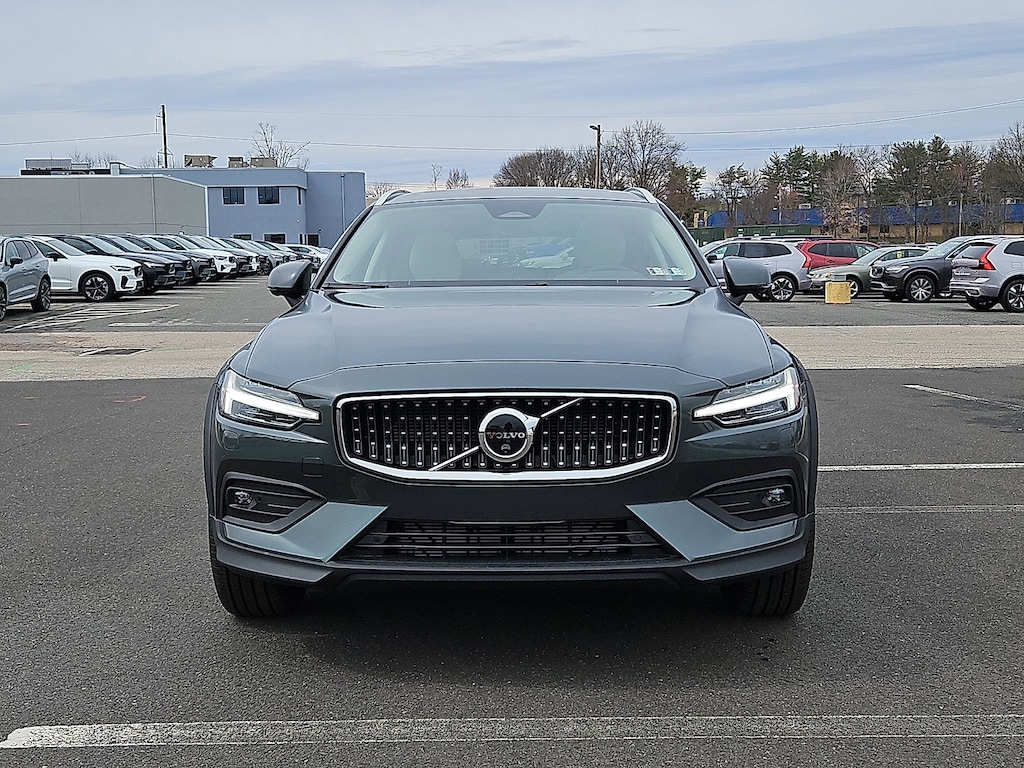 New 2026 Volvo V60 Cross Country B5 Plus Wagon