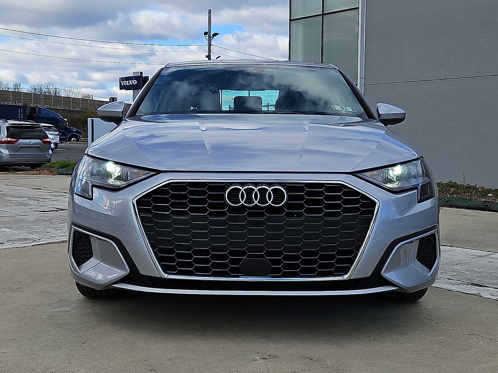 2022 Audi A3 Premium 40 TFSI photo 2