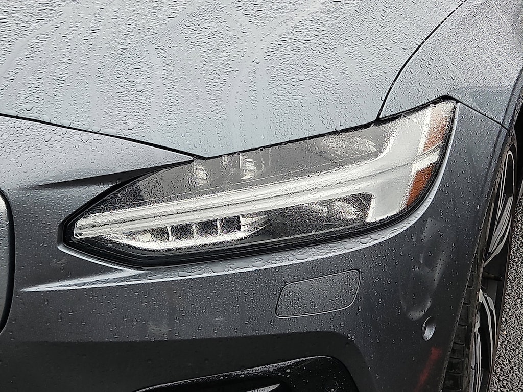 Used 2020 Volvo S90 T6 R-Design Sedan