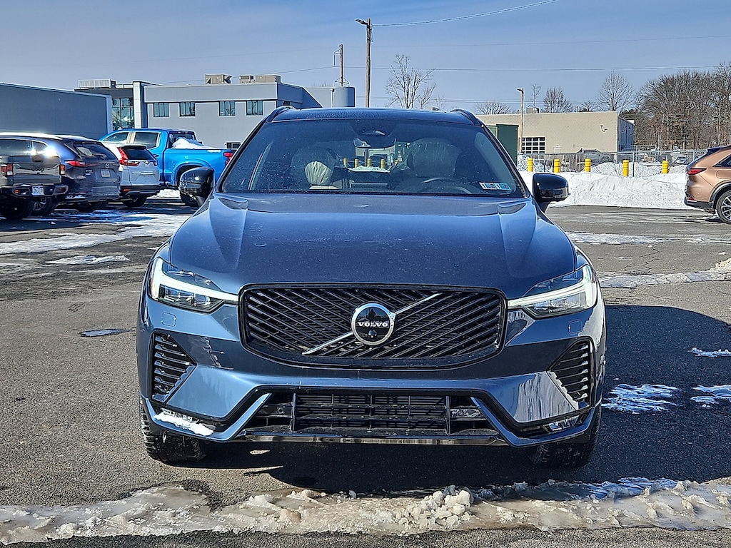 New 2026 Volvo XC60 B5 Plus SUV