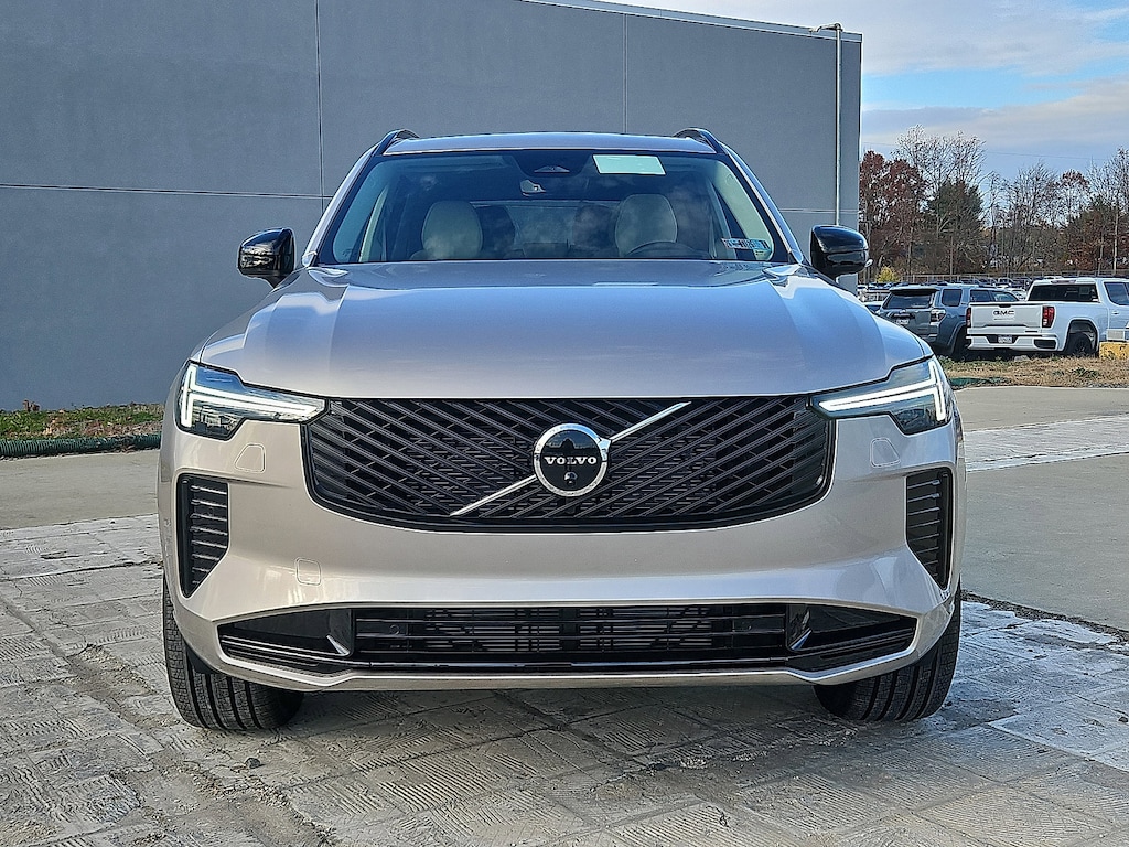 New 2026 Volvo XC90 B6 Ultra Dark Theme 7-Seater SUV