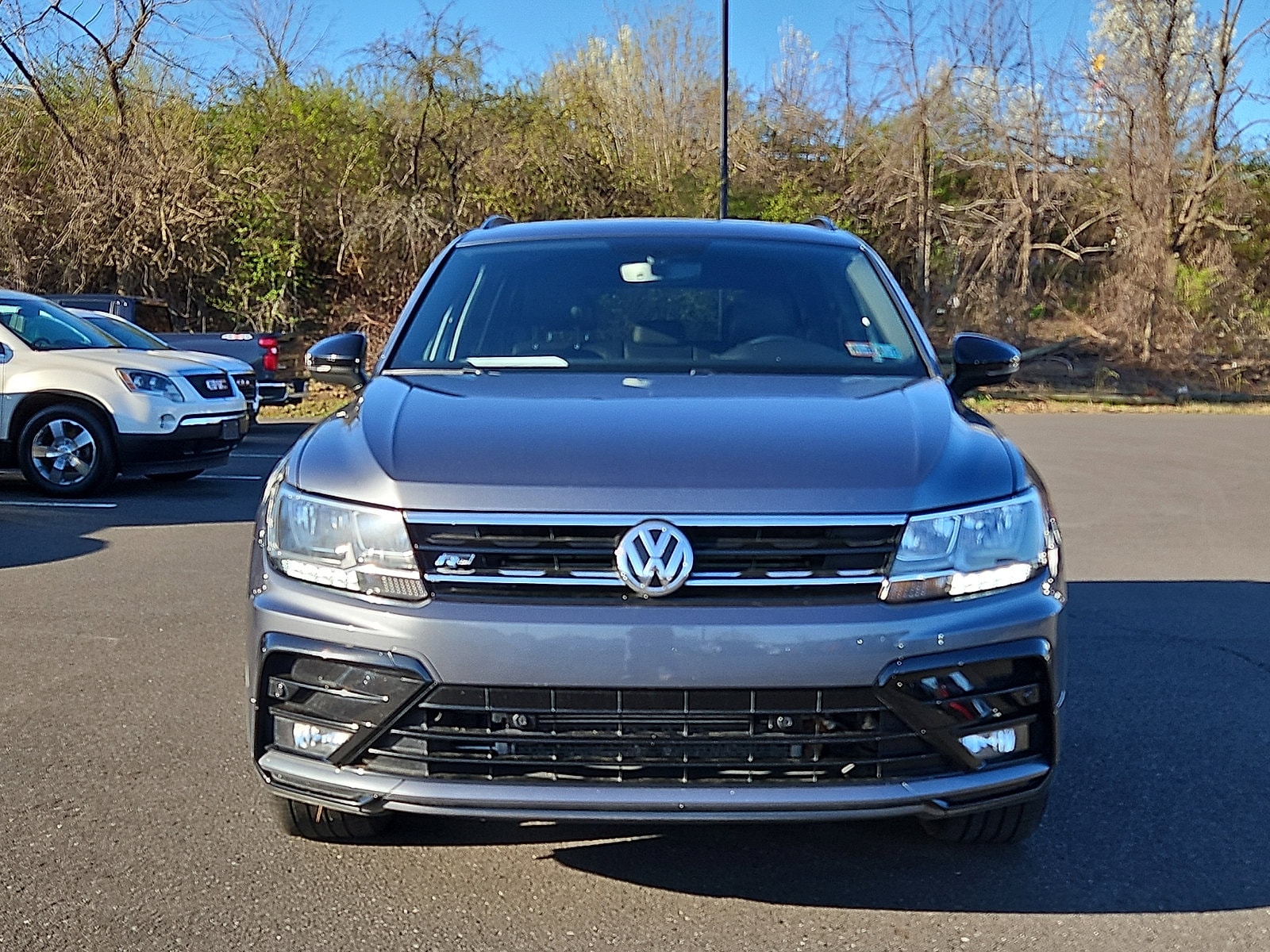 Used 2020 Volkswagen Tiguan SE R-LINE BLACK with VIN 3VV2B7AX7LM132389 for sale in Feasterville-Trevose, PA