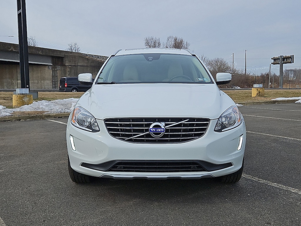 Used 2016 Volvo XC60 T6 Drive-E SUV