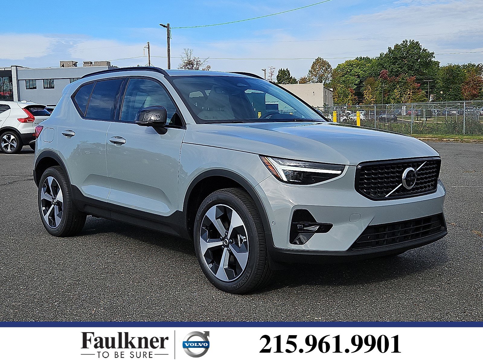 2026 Volvo XC40 SUV 