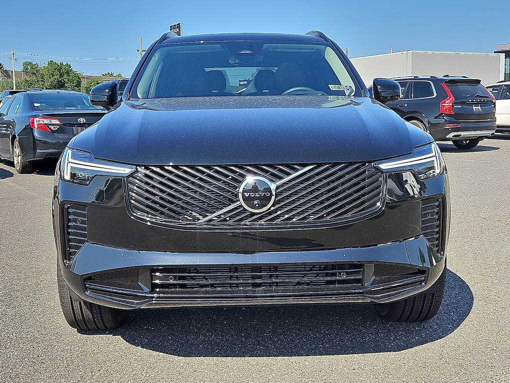 New 2026 Volvo XC90 B6 Ultra Dark Theme 6-Seater SUV