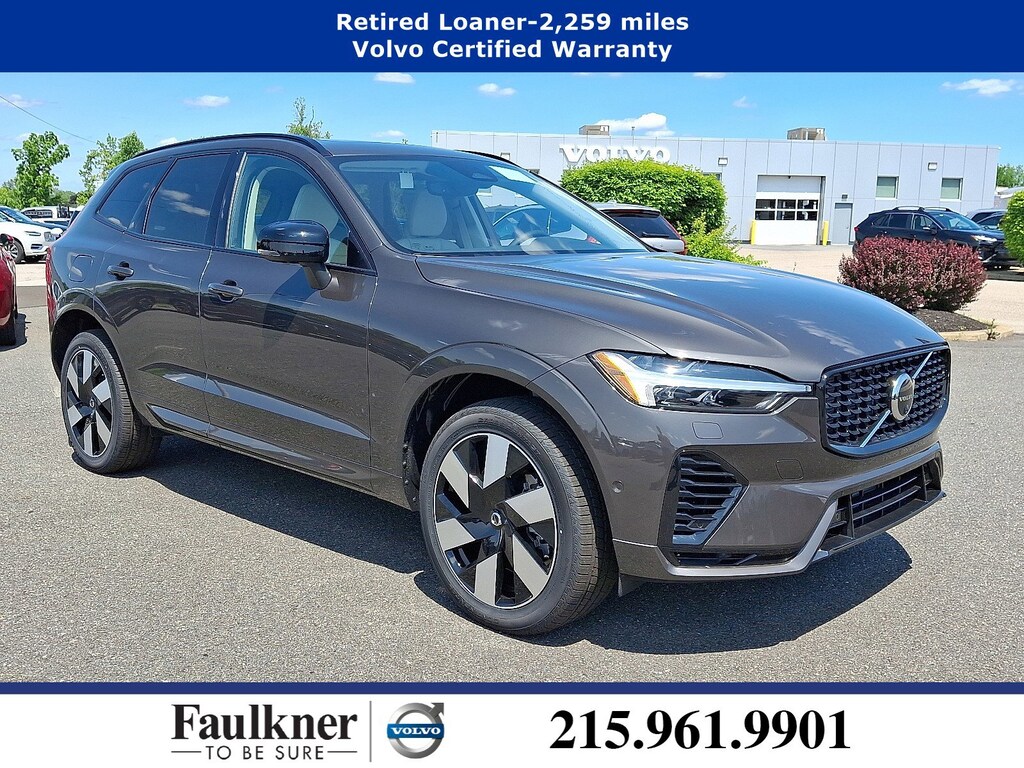 Used 2025 Volvo XC60 plug-in hybrid T8 Plus SUV