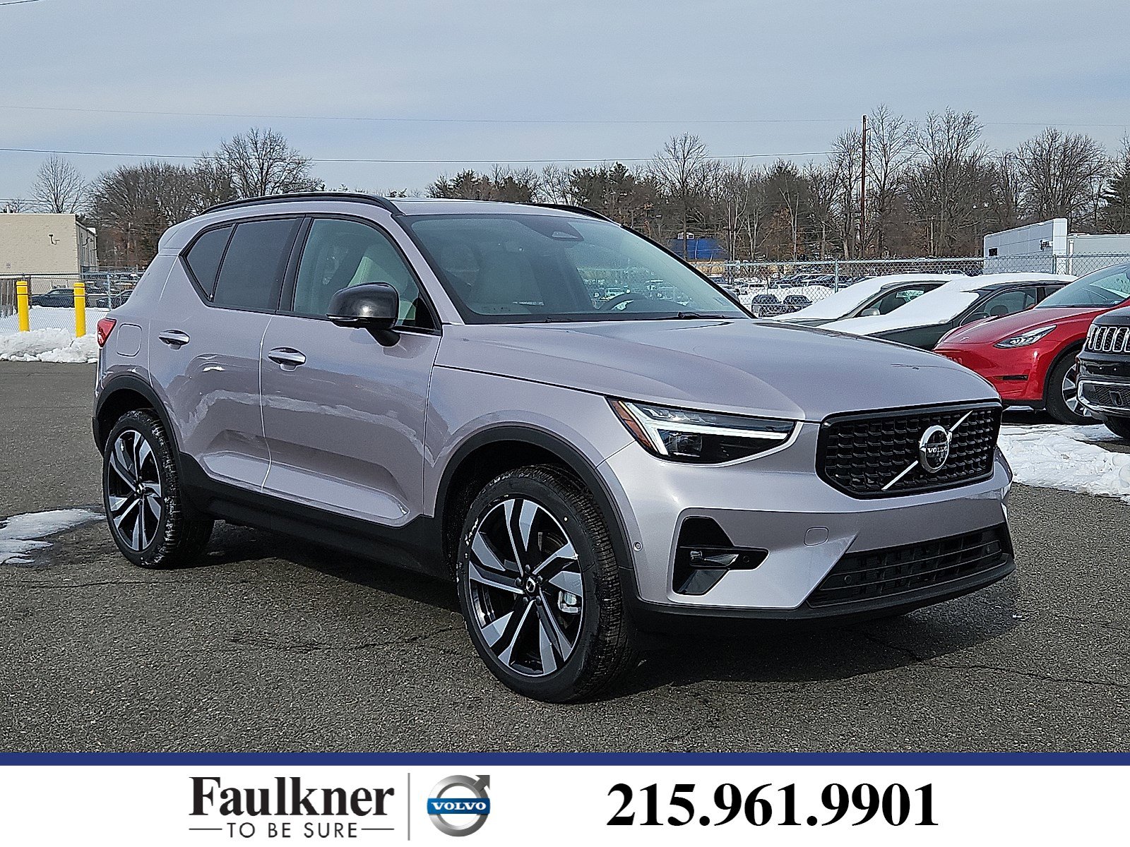 2026 Volvo XC40 SUV 