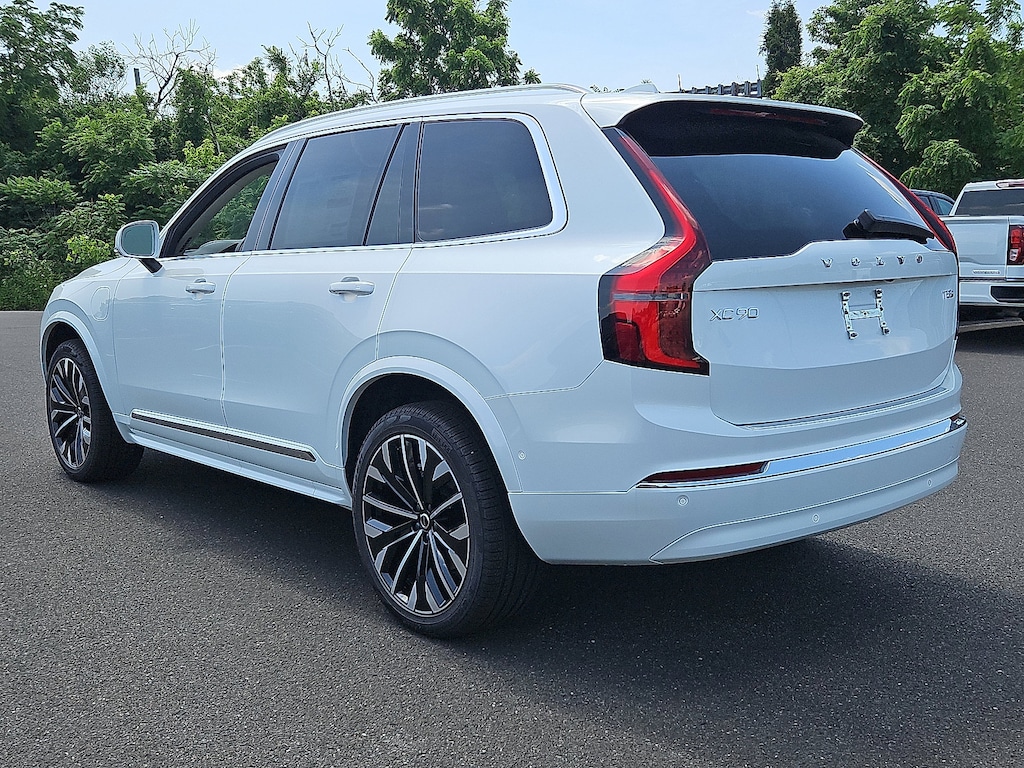 New 2026 Volvo XC90 plug-in hybrid T8 Ultra 7-Seater SUV