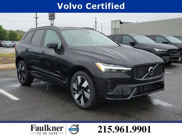 2025 Volvo XC60 plug-in hybrid T8 Plus SUV