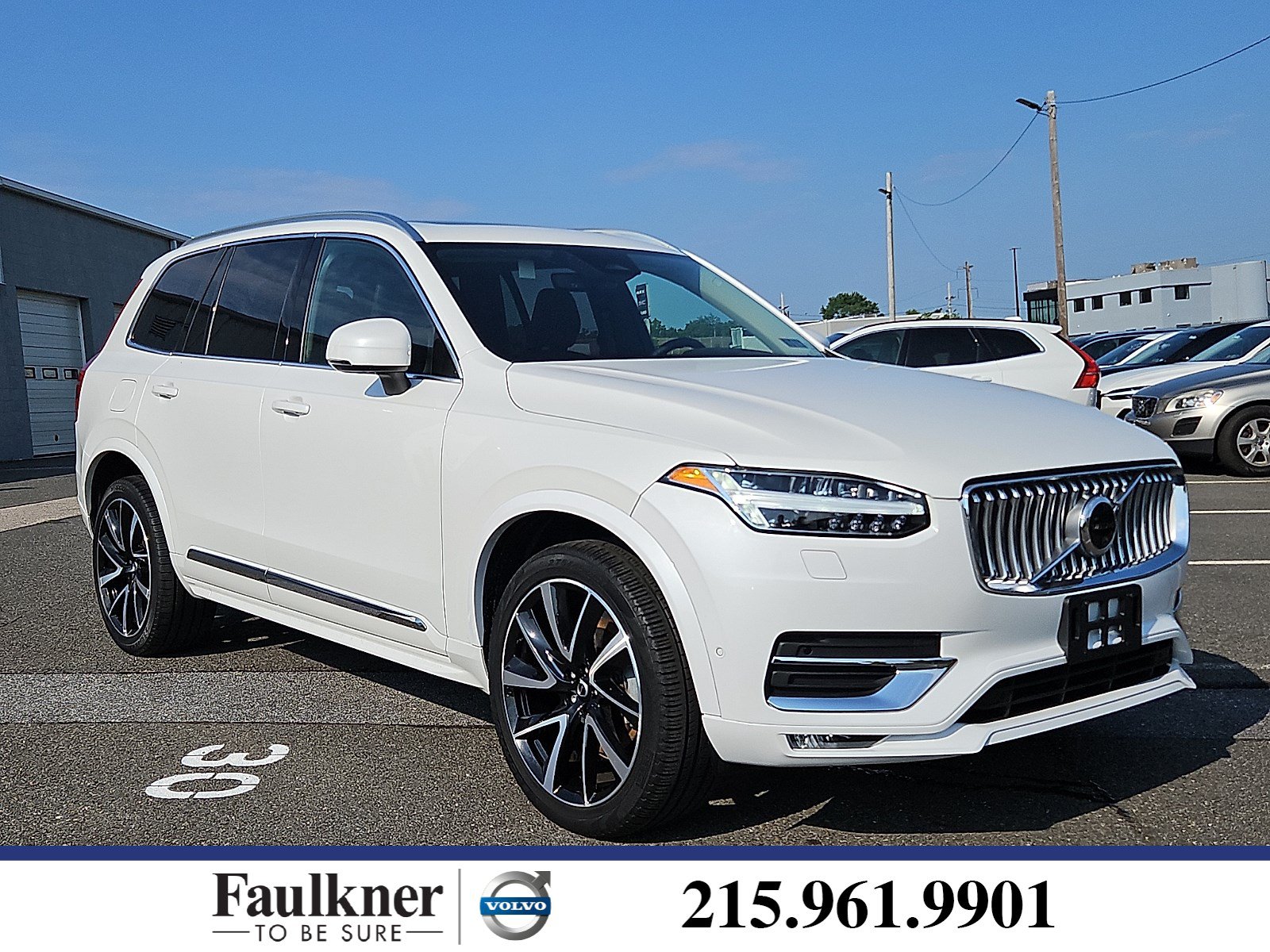 2023 Volvo XC90 SUV 