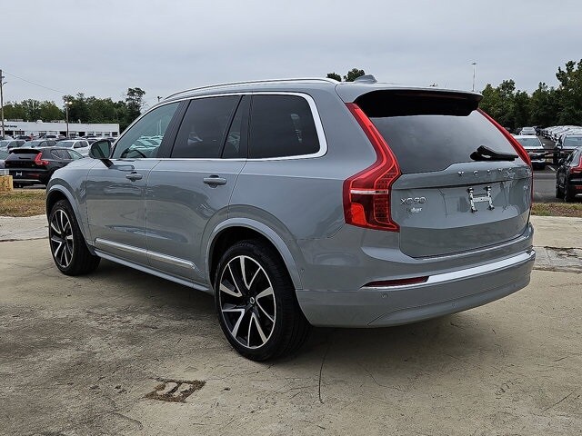 2025 Volvo XC90 Plus photo 3