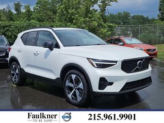 2026 Volvo XC40 B5 Plus AWD SUV
