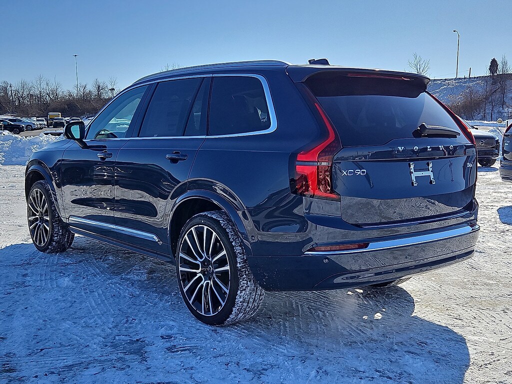 New 2026 Volvo XC90 B6 Plus 7-Seater SUV