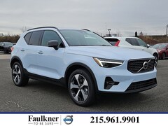 2026 Volvo XC40 B5 Plus AWD SUV