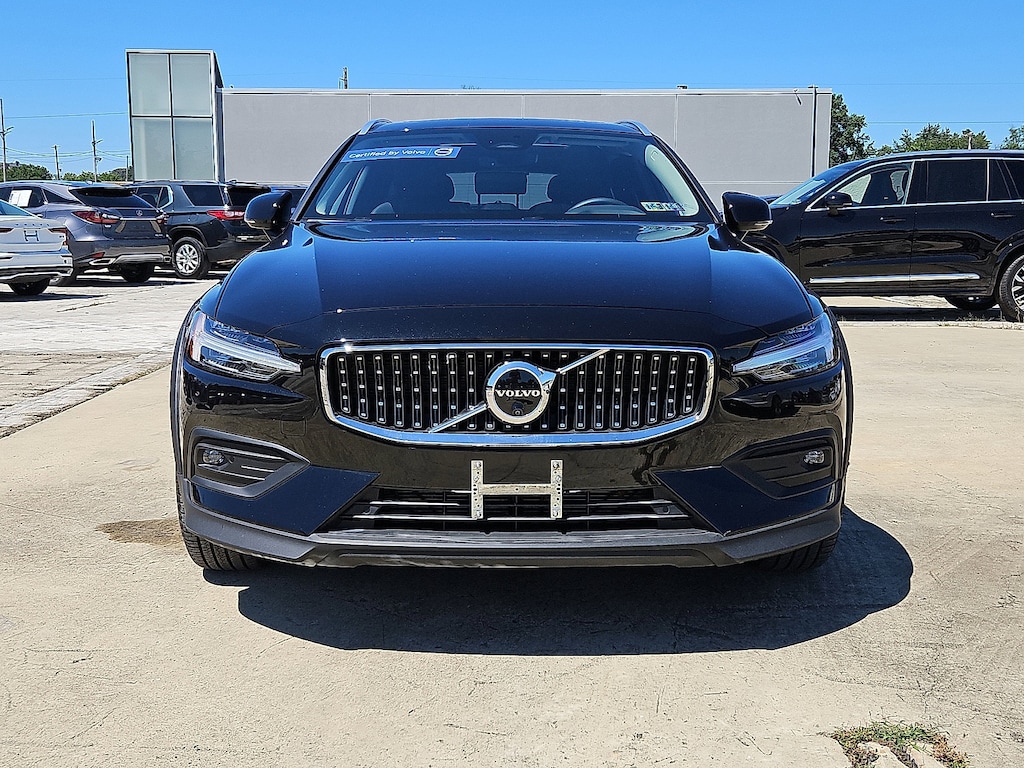 Certified 2024 Volvo V60 Cross Country B5 Plus Wagon