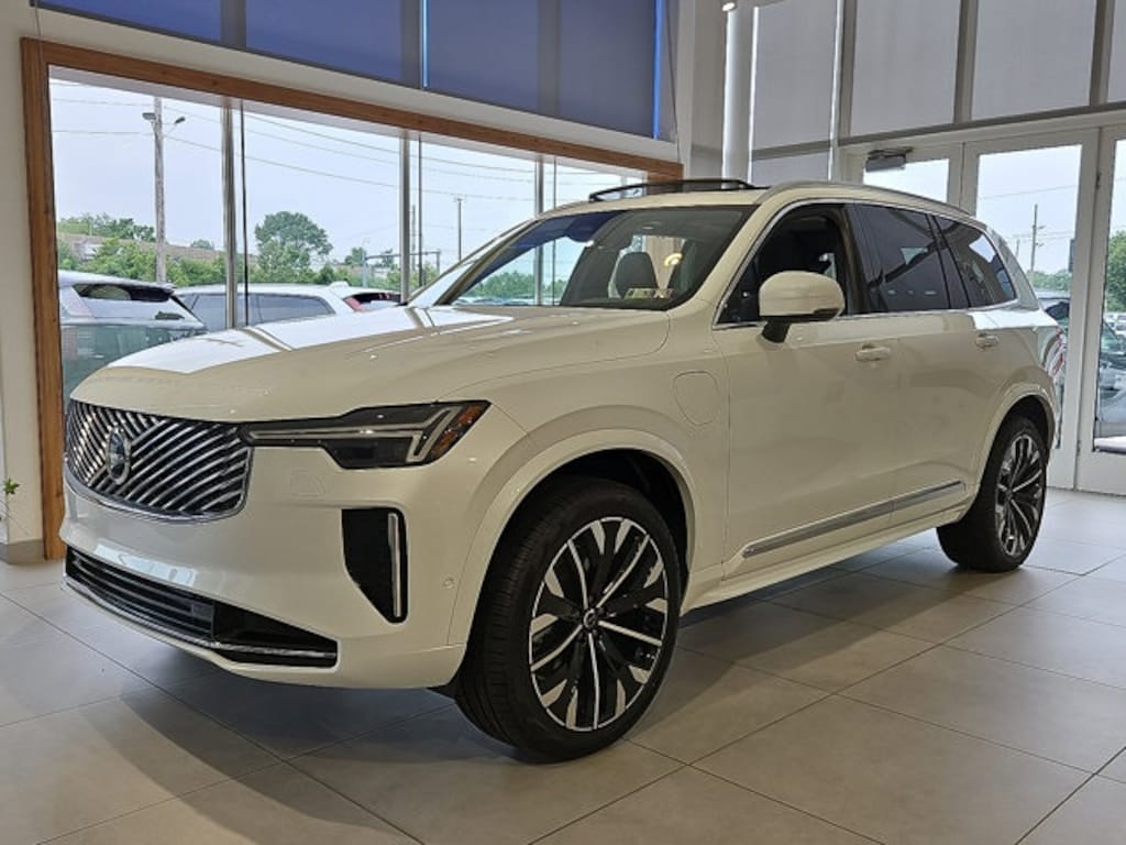 New 2025 Volvo XC90 plug-in hybrid T8 (2025.5) Ultra 7-Seater SUV