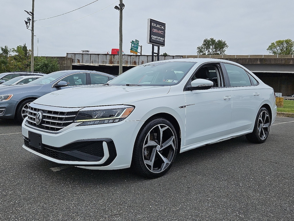 Used 2020 Volkswagen Passat 2.0T R-Line Sedan