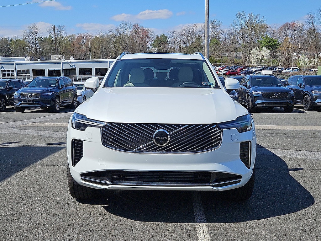 New 2026 Volvo XC90 plug-in hybrid T8 Ultra 7-Seater SUV