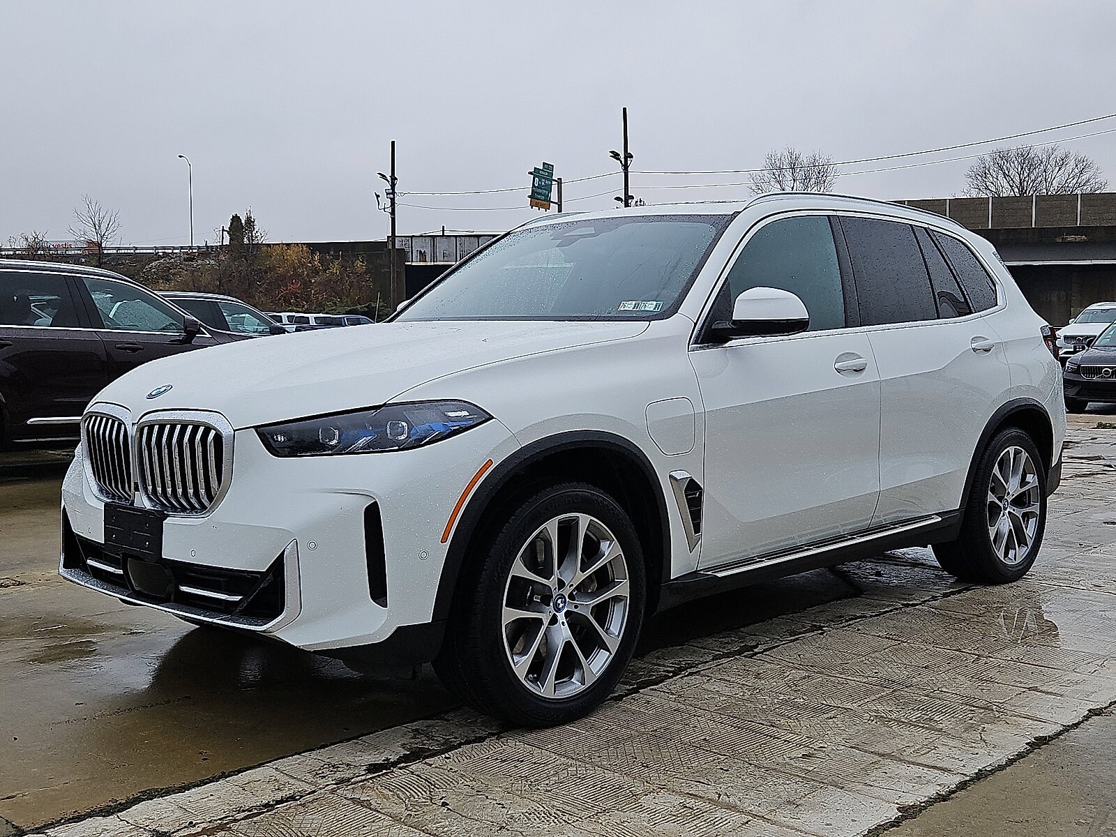 2024 Bmw X5 xDrive50e photo 2