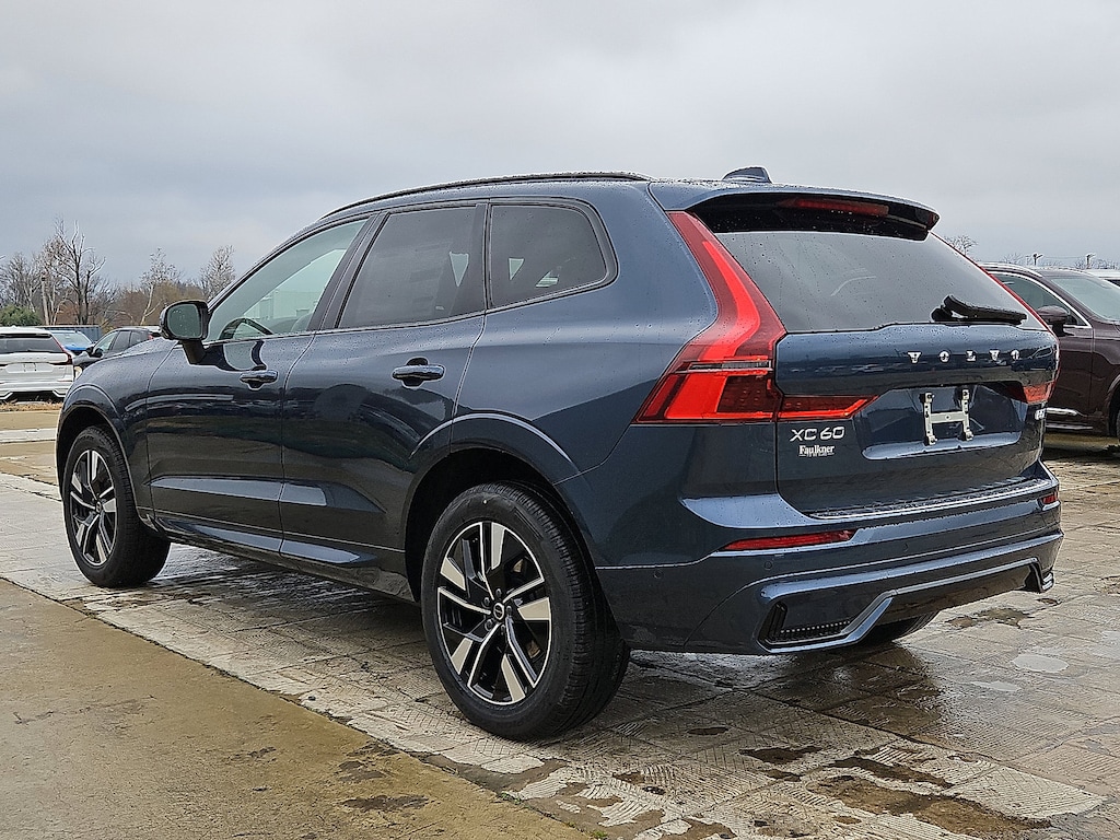 New 2026 Volvo XC60 B5 Plus SUV