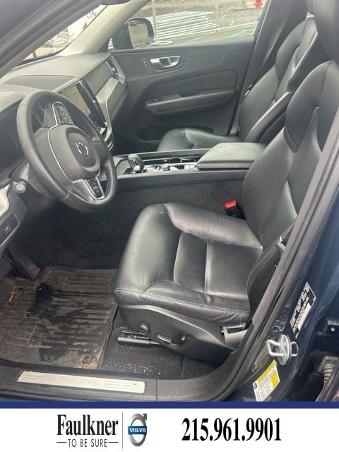 2024 Volvo XC60 B5 Core Dark Theme AWD's photo