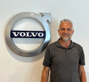 Staff member Francois Meucci from ID_5fbb062ca29f