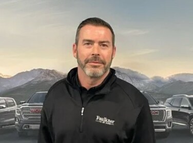 Staff member Scott Foster from ID_0d815c