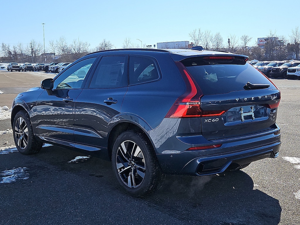 New 2026 Volvo XC60 B5 Plus SUV