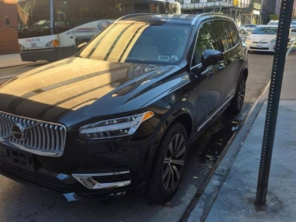 Certified 2023 Volvo XC90 B6 AWD Plus 7-Seater SUV