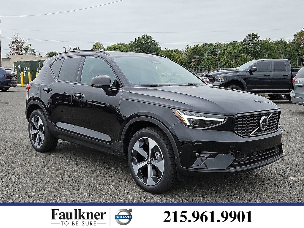 New 2026 Volvo XC40 B5 Plus SUV