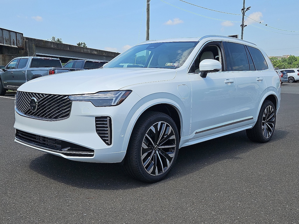 New 2026 Volvo XC90 plug-in hybrid T8 Ultra 7-Seater SUV