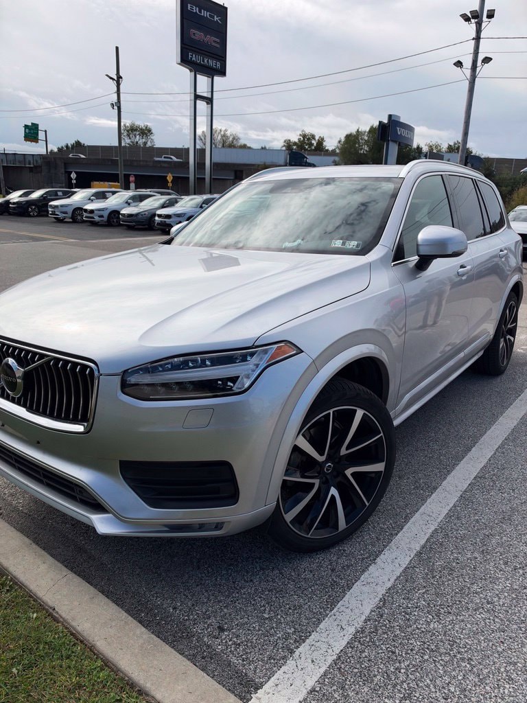2021 Volvo XC90 Momentum