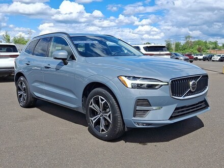2022 Volvo XC60 B5 AWD Momentum SUV