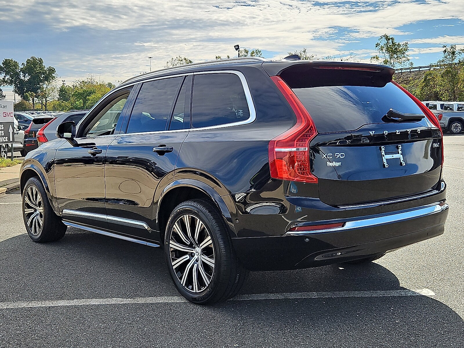 2023 Volvo XC90 AWD Plus photo 3