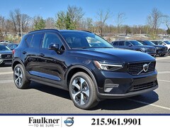 2026 Volvo XC40 B5 Core AWD SUV