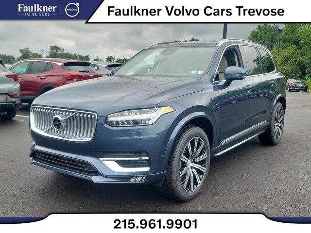 2025 Volvo XC90 Plus photo 3