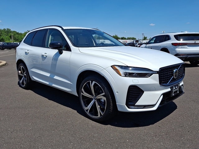 2025 Volvo XC60 SUV 