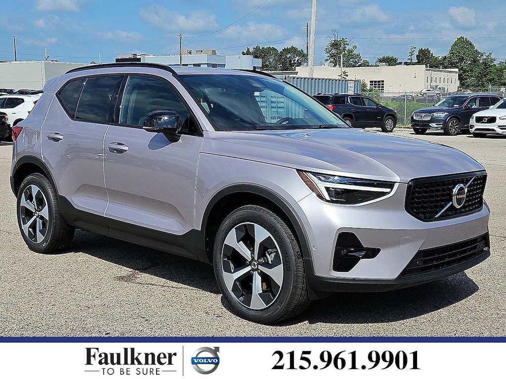 Used 2026 Volvo XC40 B5 Plus SUV