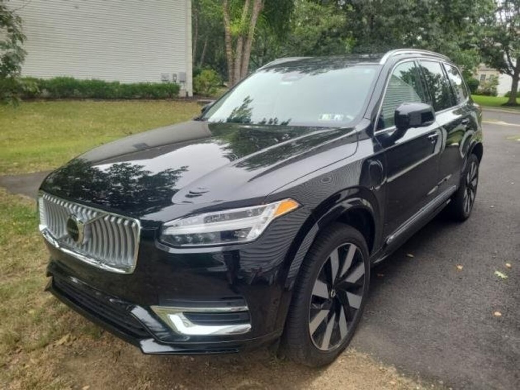 Certified 2024 Volvo XC90 plug-in hybrid T8 Plus Bright 7-Seater SUV