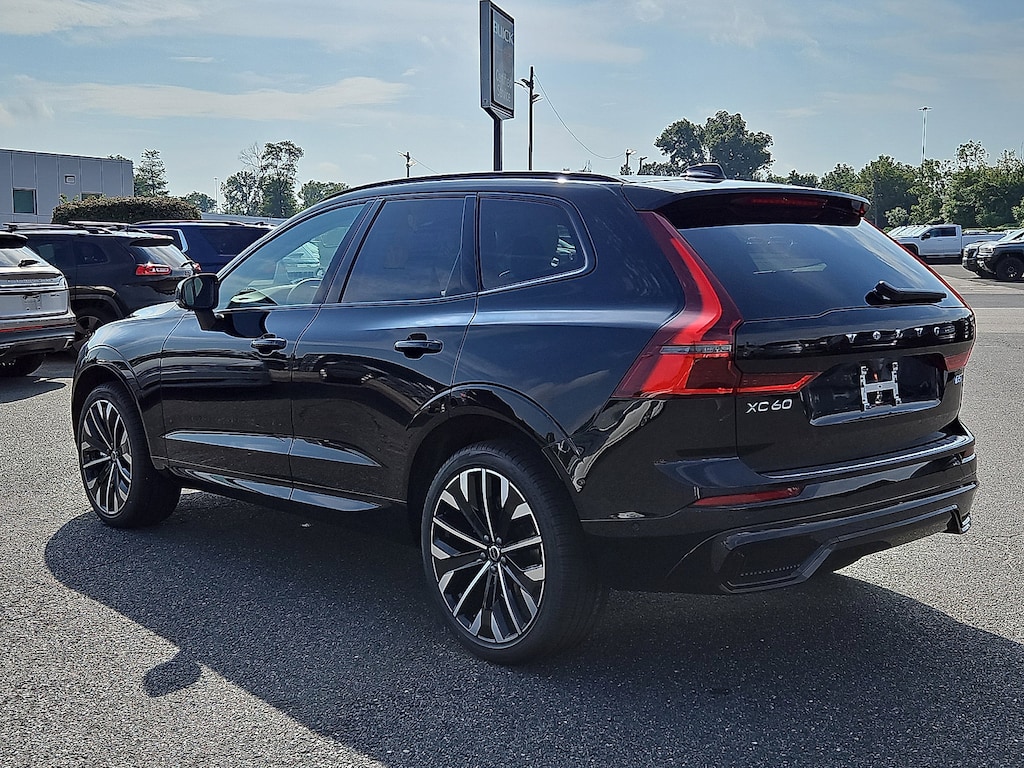New 2026 Volvo XC60 B5 Ultra SUV