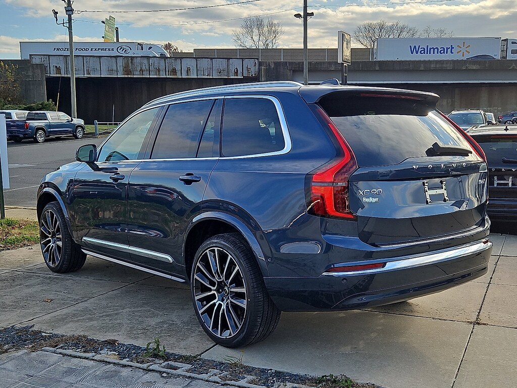 New 2026 Volvo XC90 B6 Plus 7-Seater SUV