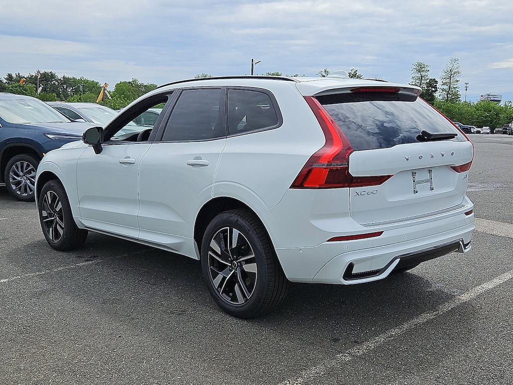 New 2026 Volvo XC60 B5 Plus SUV