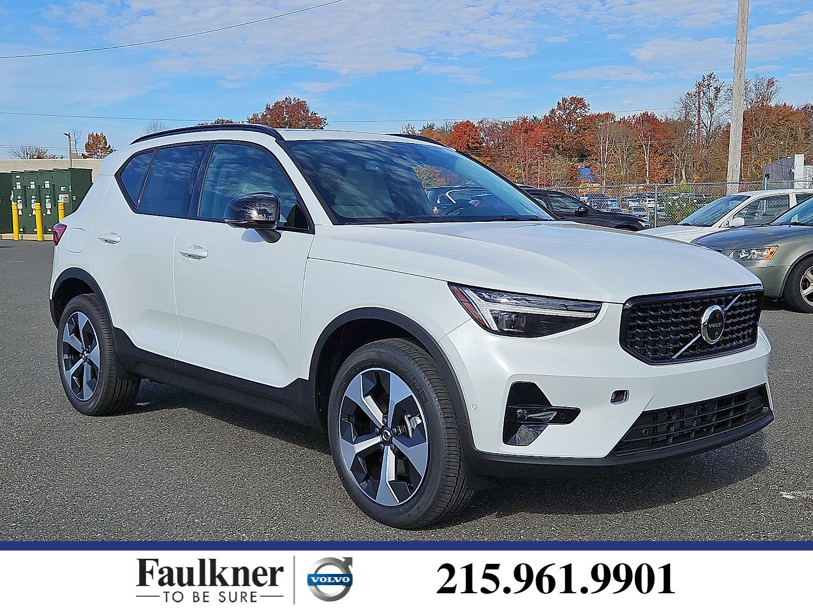 2026 Volvo XC40 SUV 