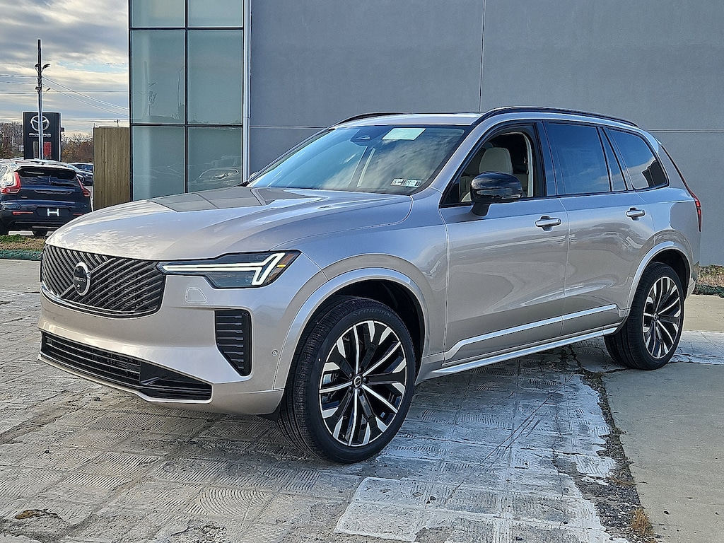 New 2026 Volvo XC90 B6 Ultra Dark Theme 7-Seater SUV