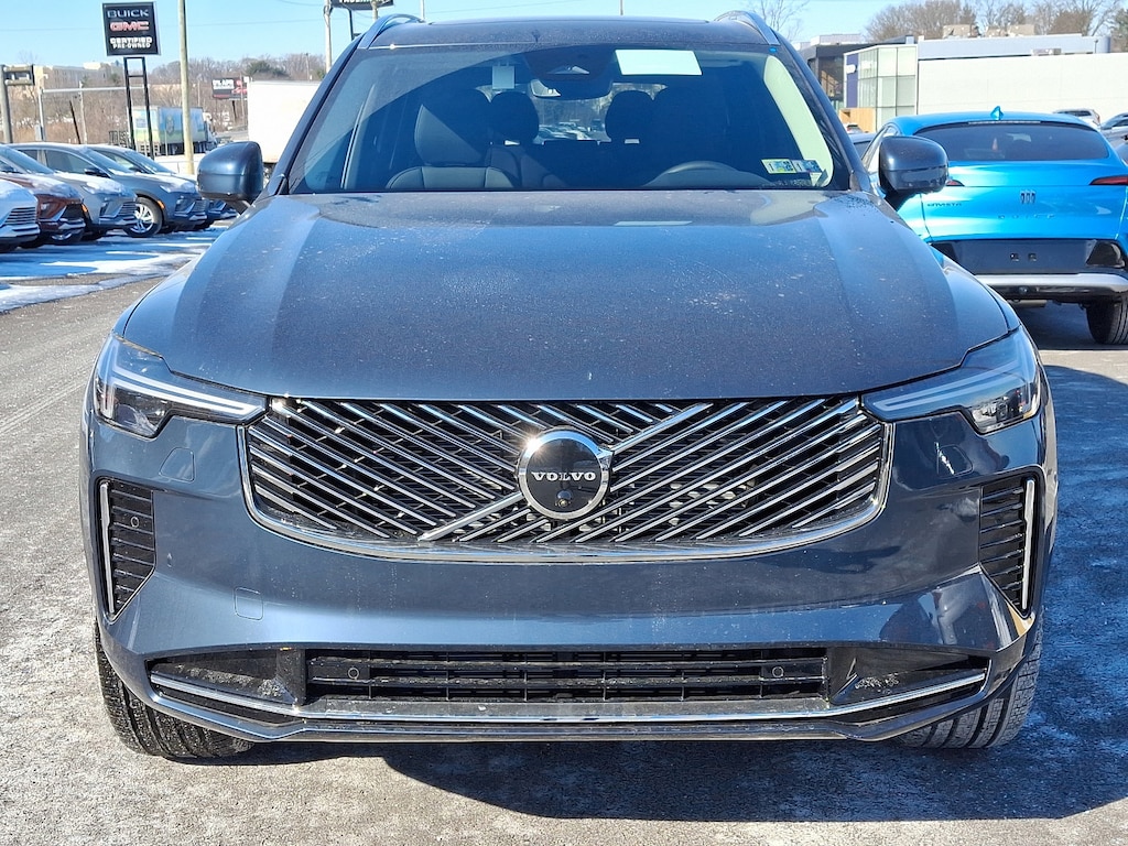 Used 2025 Volvo XC90 B6 (2025.5) Plus 7-Seater SUV
