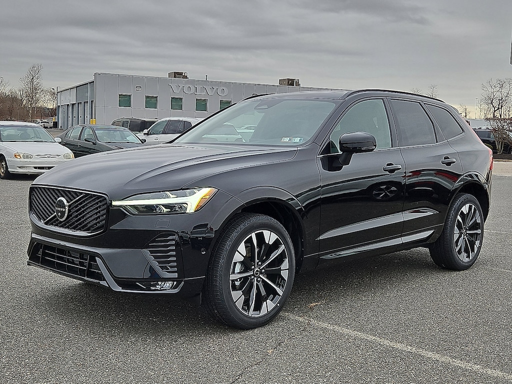 New 2026 Volvo XC60 B5 Plus SUV
